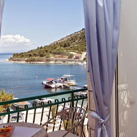 Villa Stana Vinišće Buitenkant foto