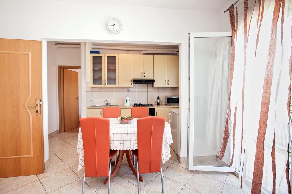 Villa Stana Vinišće Buitenkant foto