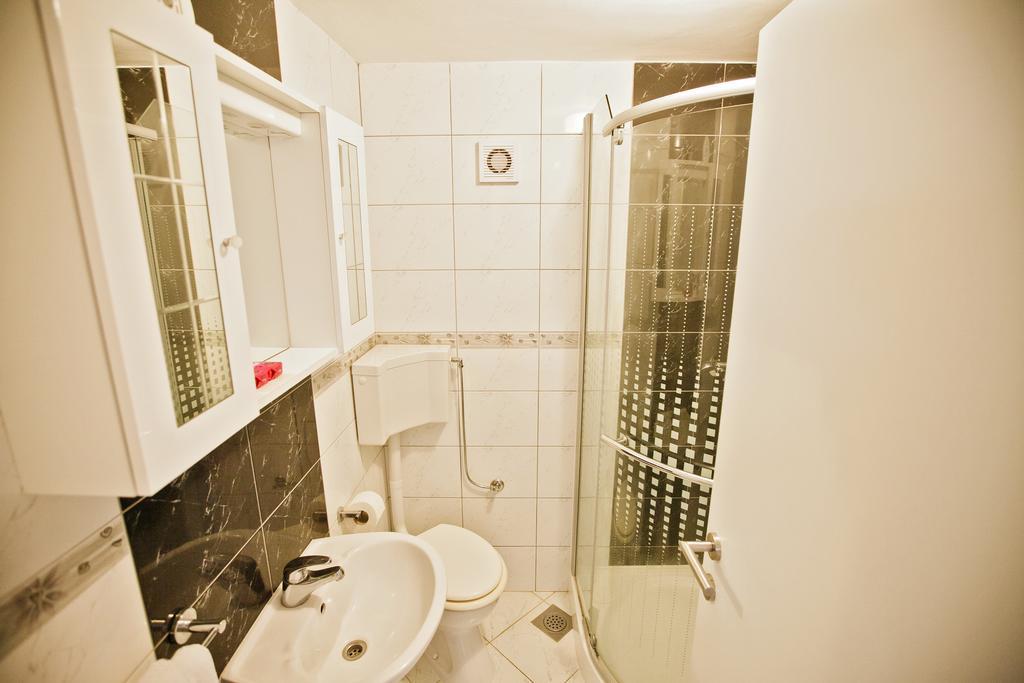 Villa Stana Vinišće Buitenkant foto